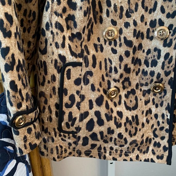 WHITE HOUSE BLACK MARKET Double-breasted Leopard Print Jacket, Size 0 - Picture 7 of 8